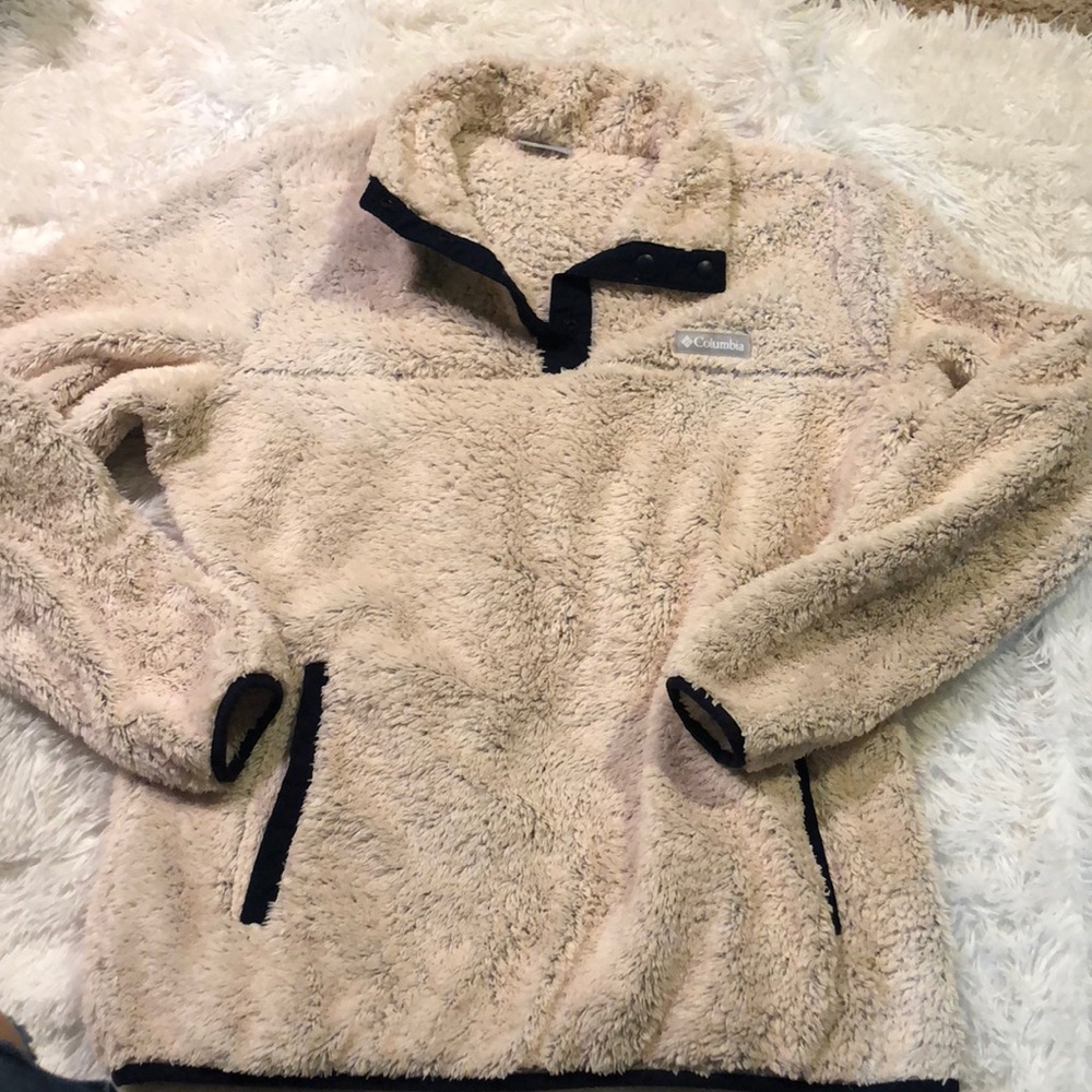 Columbia fuzzy pullover